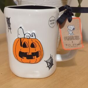 Peanuts/ Snoopy Rae DunnHalloween Mug Brand New With Tags